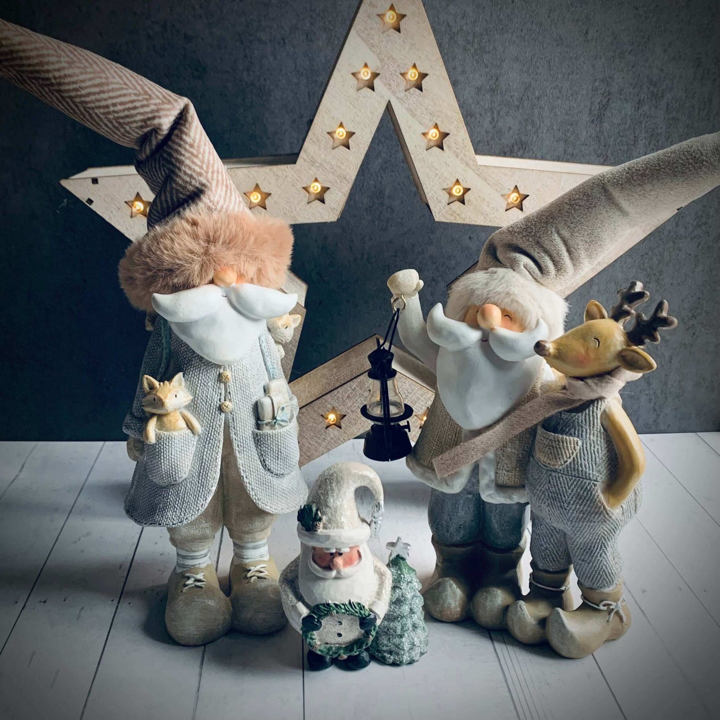 Santa with Tree and Wreath